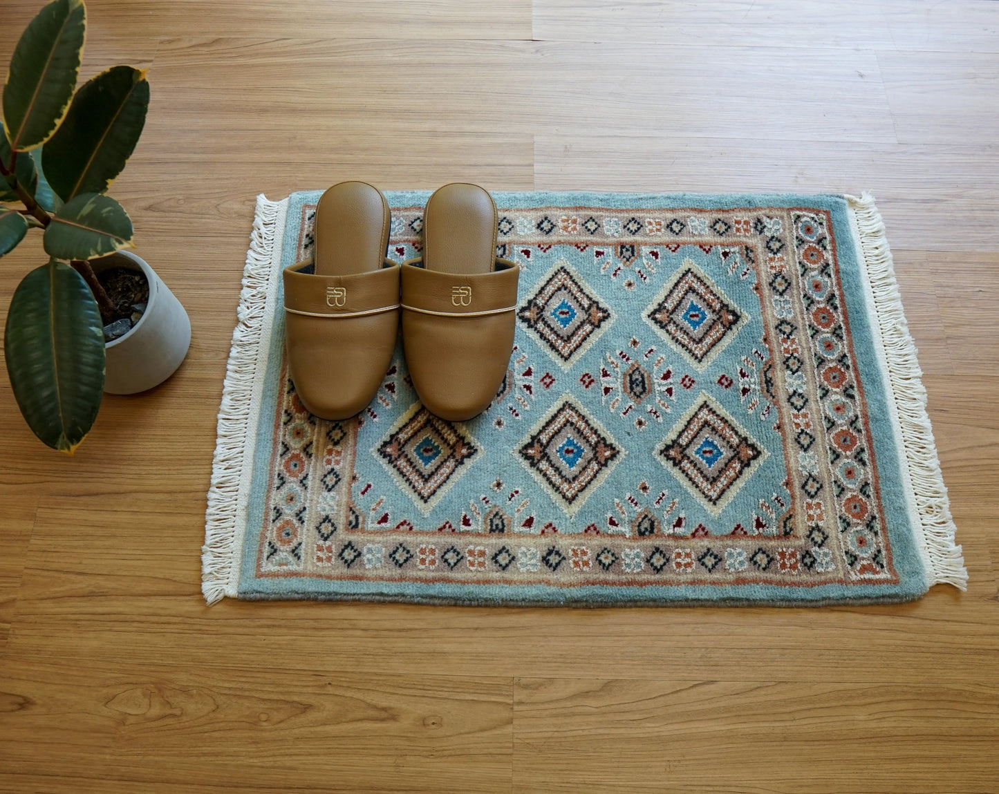 65×46cm パキスタン手織り絨毯 Decorworks