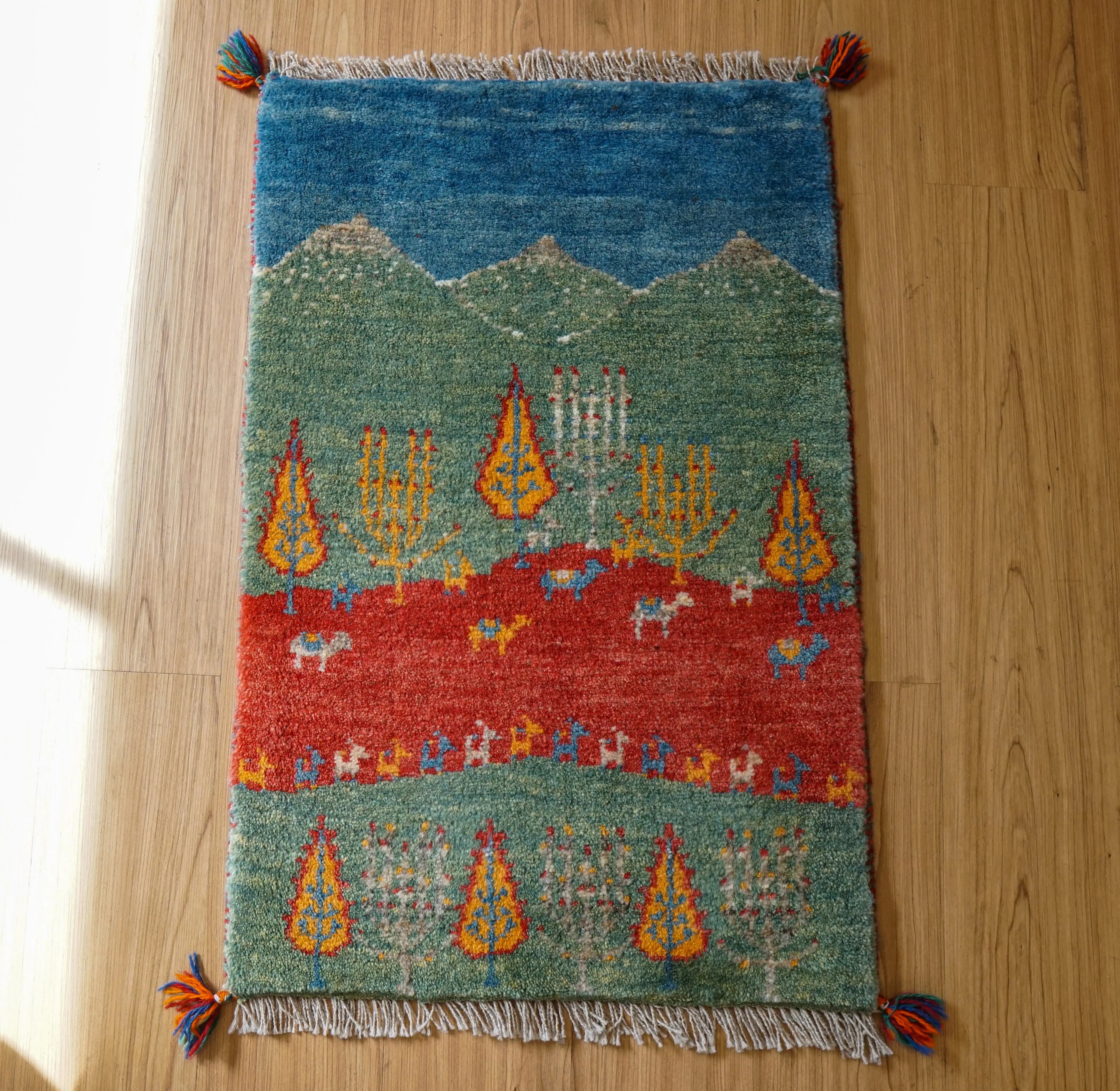 ギャッベ ペルシャ絨毯 アマレ族 ギャベ 80×53cm – Decorworks