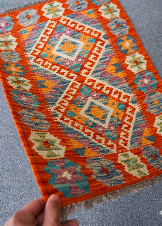 83×58cm アフガニスタン手織りキリム 手織り絨毯 Decorworks