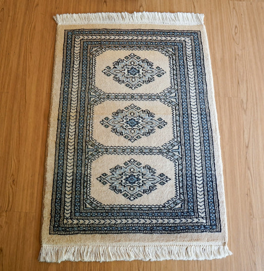 Collection パキスタン手織り絨毯 86×63cm、ジャールダールデザインの伝統模様ラグ