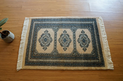 Collection パキスタン手織り絨毯 86×63cm、ジャールダールデザインの伝統模様ラグ