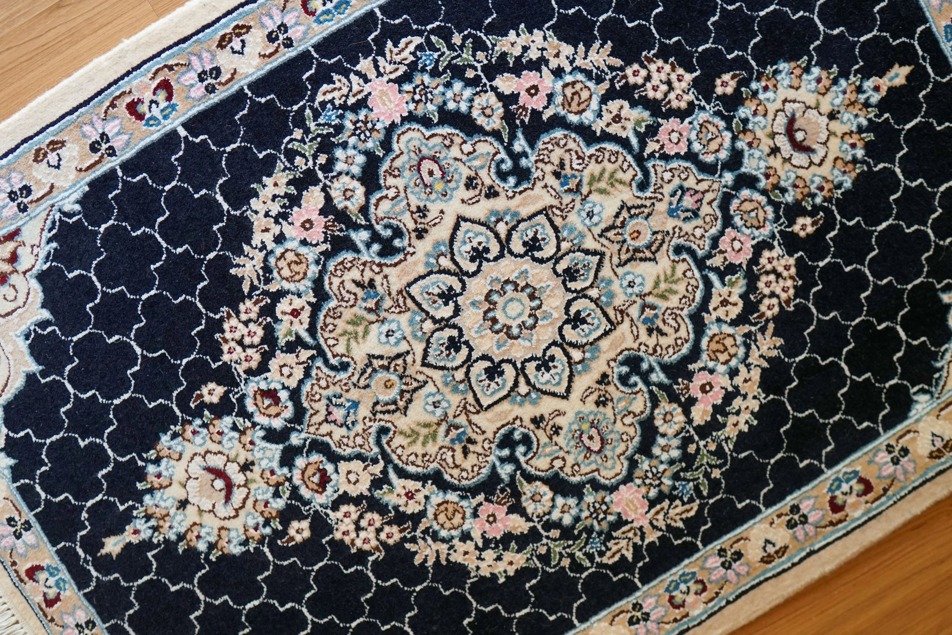 Collection ペルシャ手織り絨毯 ナイン産 93×65cm, Decorworks