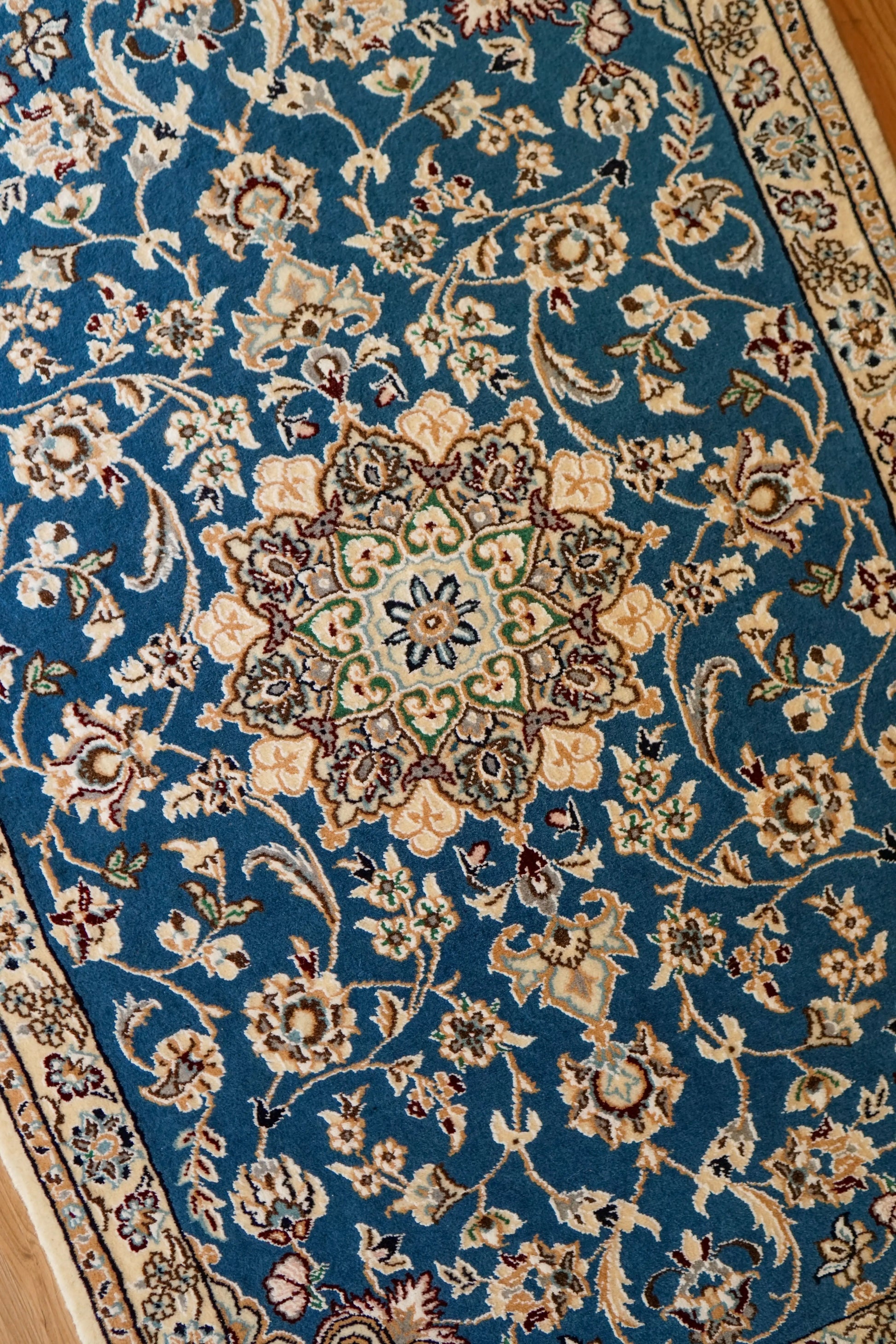 Collection ペルシャ手織り絨毯 ナイン産 青 9la 高級ウール 118×80cm