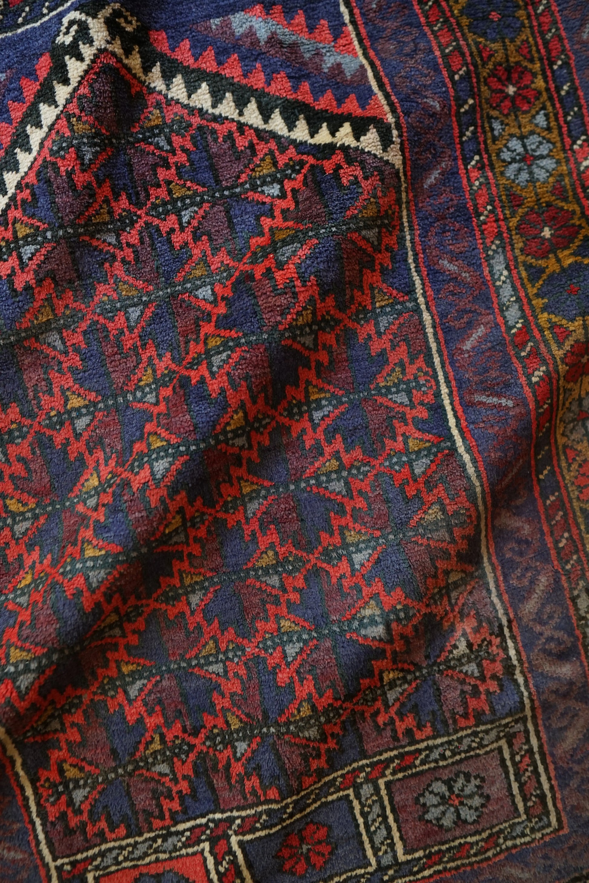 手織りペルシャ絨毯 バルーチ族製 Prayer Rug ヴィンテージ トライバルラグ　141×89cm Decorworks